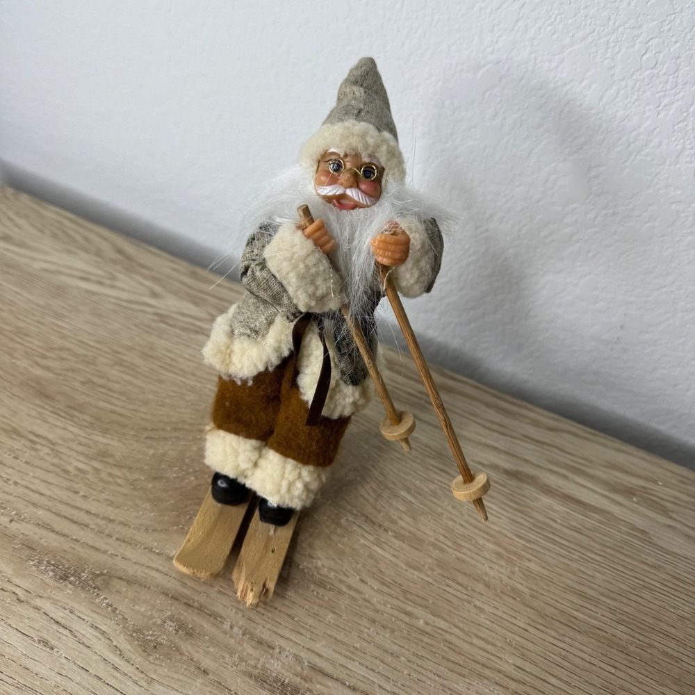 Vintage Skiing Santa Claus Figurine Rustic Christmas Decor Camo Wood‎ Skis
